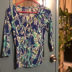 Lily Pulitzer shirt size xsmall